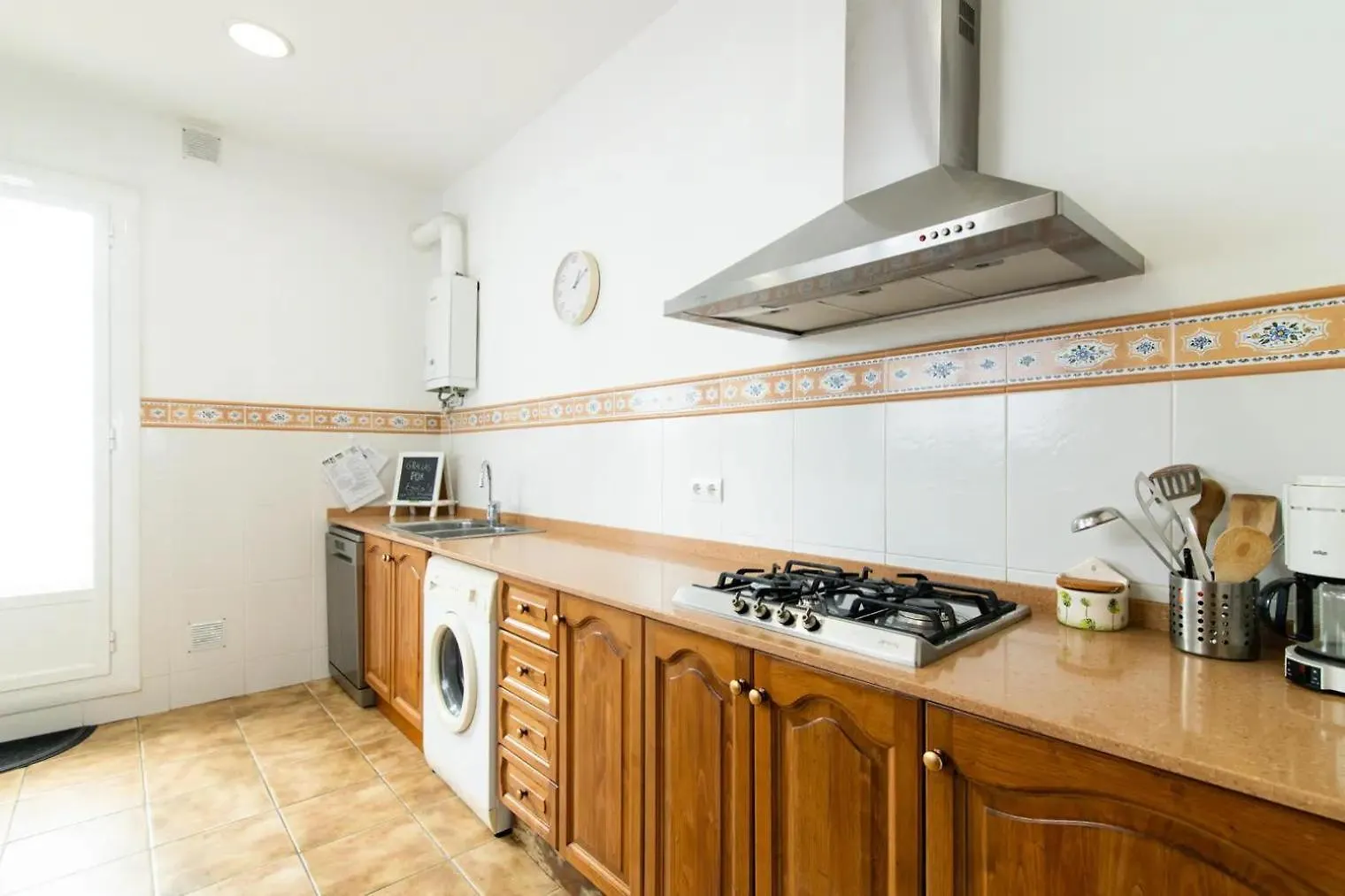 Cal Padri1871 - 30Min To Barcelona, Groups & Families, Beach Stylish House Premiá de Mar Dom wakacyjny