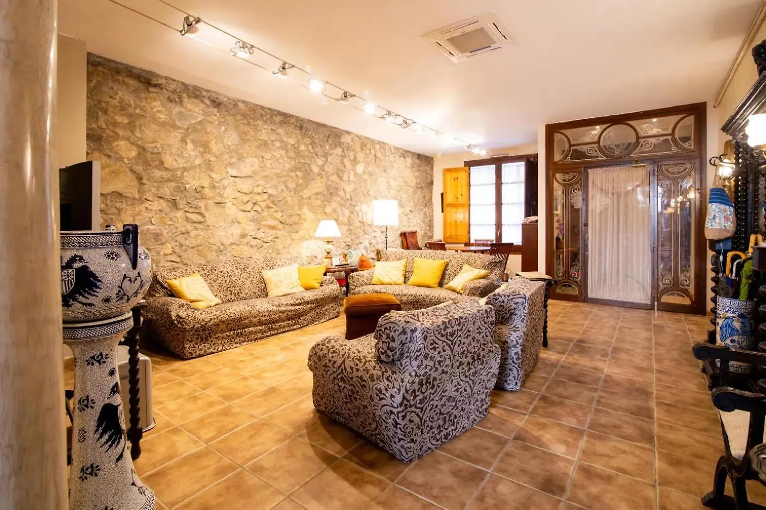 Cal Padri1871 - 30Min To Barcelona, Groups & Families, Beach Stylish House Premiá de Mar Dom wakacyjny