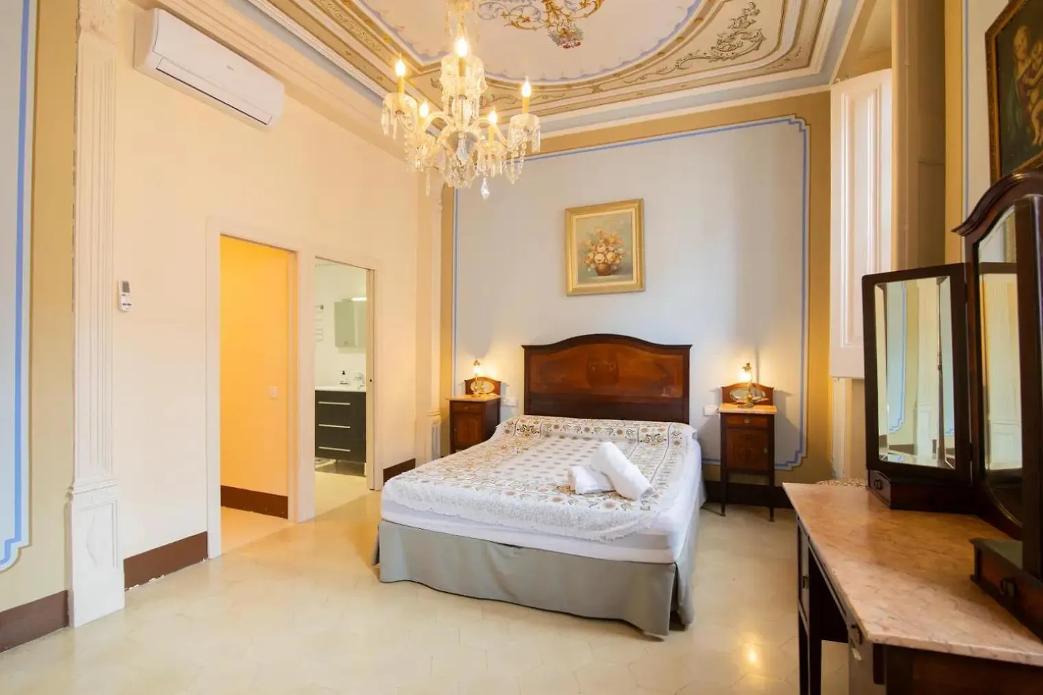 Dom wakacyjny Cal Padri1871 - 30Min To Barcelona, Groups & Families, Beach Stylish House Premiá de Mar
