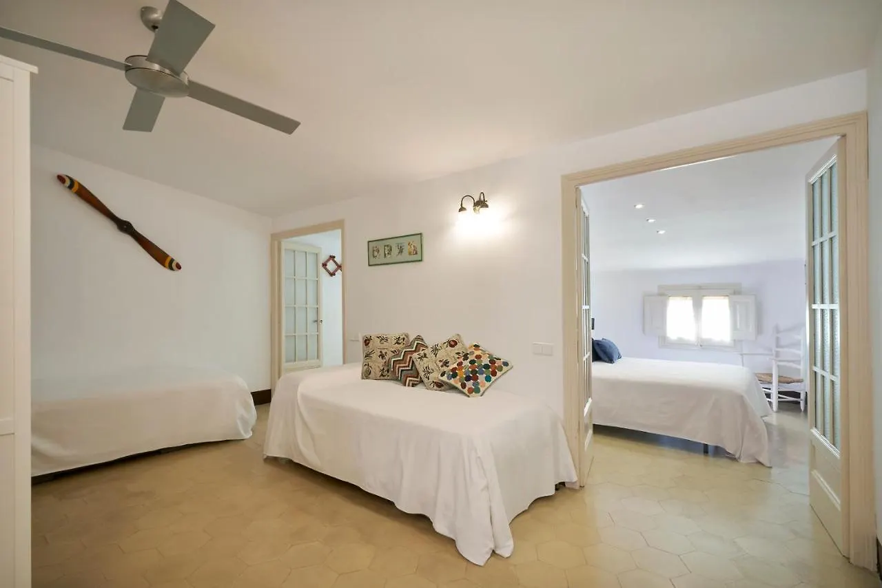 Dom wakacyjny Cal Padri1871 - 30Min To Barcelona, Groups & Families, Beach Stylish House Premiá de Mar